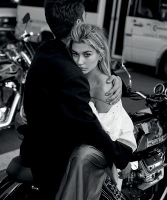 Hailey Baldwin pic #898948