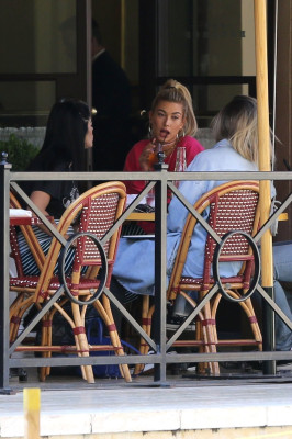 Hailey Baldwin pic #941501