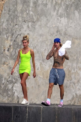 Hailey Baldwin pic #1069755