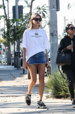 Hailey Baldwin pic #998108
