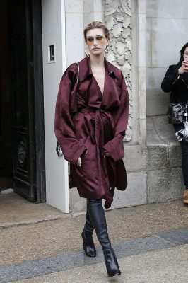 Hailey Baldwin pic #914115