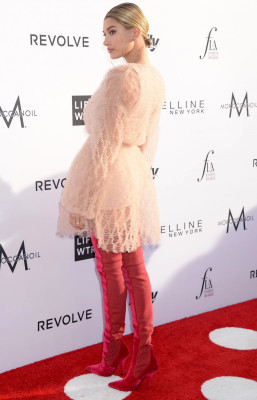 Hailey Baldwin pic #921282
