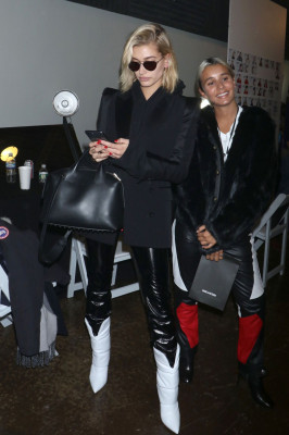 Hailey Baldwin pic #1008613