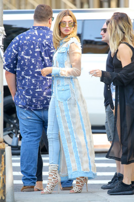 Hailey Baldwin pic #885255