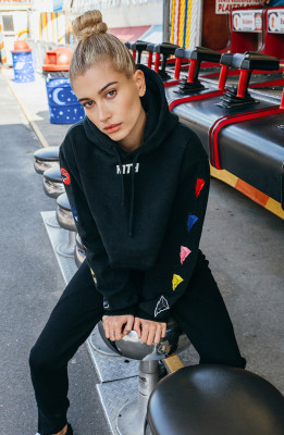 Hailey Baldwin pic #889666
