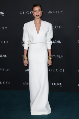 photo 3 in Hailey Baldwin gallery [id1279779] 2021-11-14 00:00:00