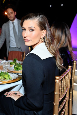 Hailey Baldwin pic #1276323