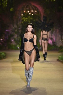 Isabeli Fontana pic #1101845