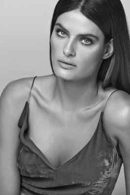 Isabeli Fontana pic #1101943