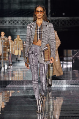 photo 7 in Joan Smalls gallery [id1204363] 2020-02-23 00:00:00