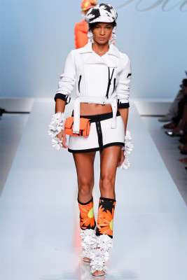 photo 11 in Joan Smalls gallery [id494616] 2012-06-01 00:00:00