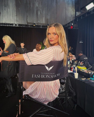Josephine Skriver pic #1361874