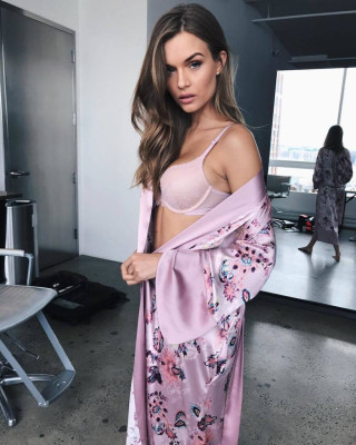 Josephine Skriver pic #939275