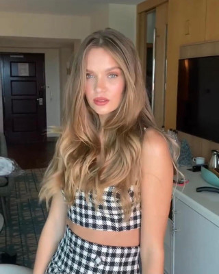 Josephine Skriver pic #1263472