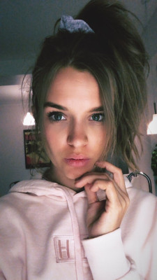 Josephine Skriver pic #1172394