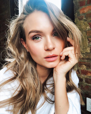 Josephine Skriver pic #1205592