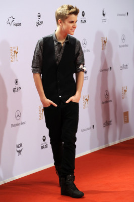 Justin Bieber pic #419743