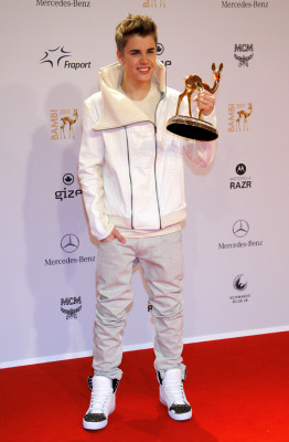 Justin Bieber pic #419736