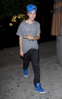 photo 9 in Justin Bieber gallery [id508066] 2012-07-09 00:00:00