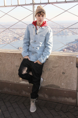 photo 23 in Bieber gallery [id479697] 2012-04-23 00:00:00