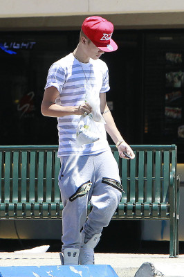 photo 16 in Justin Bieber gallery [id506034] 2012-07-03 00:00:00