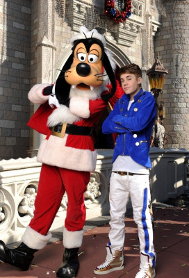 Justin Bieber pic #426992