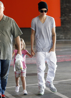 photo 24 in Justin Bieber gallery [id516597] 2012-07-29 00:00:00
