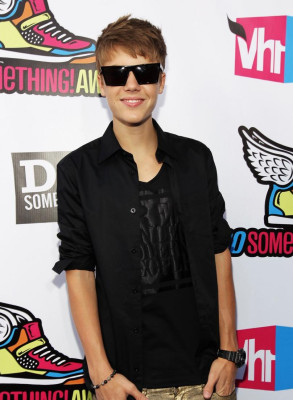 Justin Bieber pic #417293