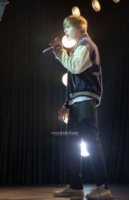 Justin Bieber pic #342851