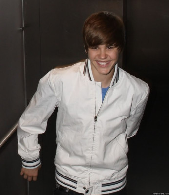 Justin Bieber pic #270779