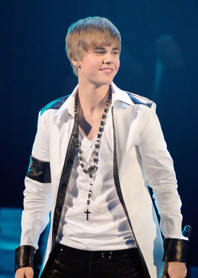 Justin Bieber pic #308002