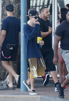 Justin Bieber pic #651273