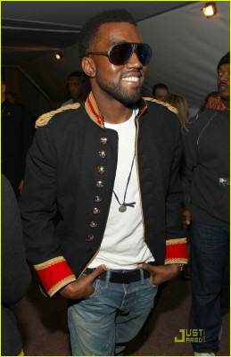 Kanye West pic #134636