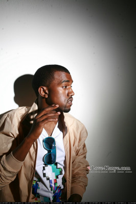 Kanye West pic #200437