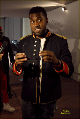 Kanye West pic #134637