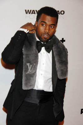 photo 14 in Kanye West gallery [id121522] 2008-12-22 00:00:00