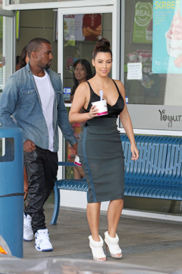 photo 18 in Kanye West gallery [id525756] 2012-08-26 00:00:00