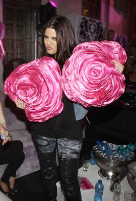 photo 16 in Khloe gallery [id317885] 2010-12-23 00:00:00