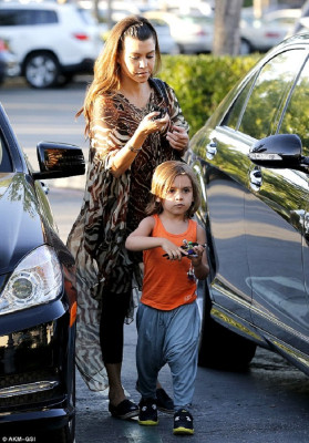 Khloe Kardashian pic #622230