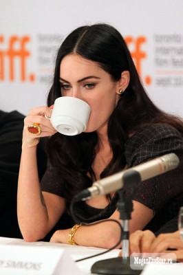 Megan Fox pic #1136823