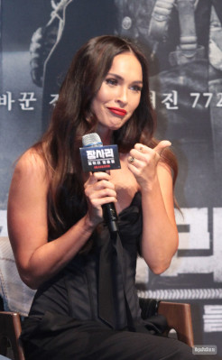 Megan Fox pic #1289663