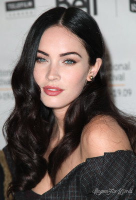 Megan Fox pic #821101