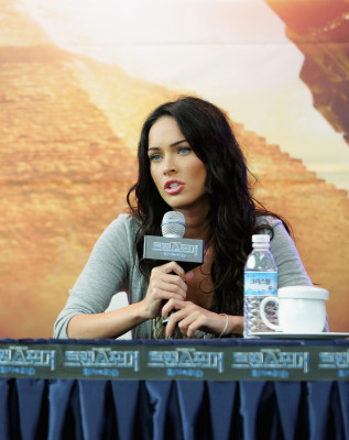 Megan Fox pic #817131