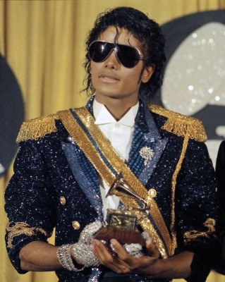 photo 18 in Michael Jackson gallery [id177983] 2009-09-01 00:00:00
