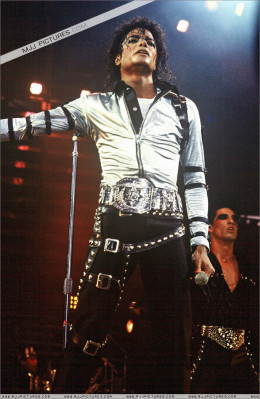 photo 9 in Michael Jackson gallery [id1254475] 2021-04-29 00:00:00