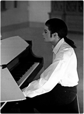 photo 22 in Michael Jackson gallery [id981072] 2017-11-20 00:00:00