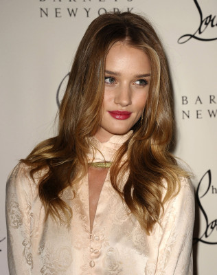 Rosie Huntington-Whitely pic #417829