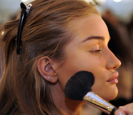 photo 20 in Rosie Huntington-Whitely gallery [id205053] 2009-11-25 00:00:00