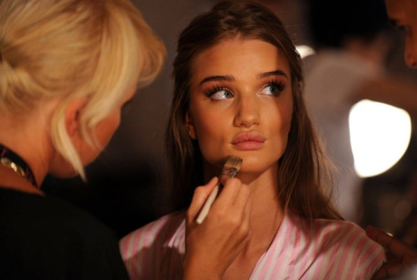 Rosie Huntington-Whitely pic #413346