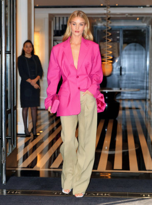 photo 14 in Rosie Huntington-Whitely gallery [id1199619] 2020-01-19 00:00:00